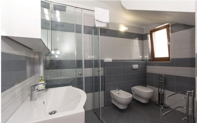 Beautiful Home in Vodnjan With Sauna, Wifi and 4 Bedrooms