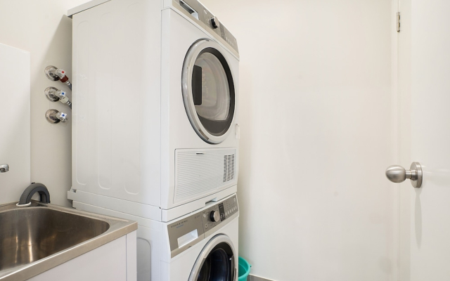 Newcastle Short Stay Apartments - Birmingham Garden Townhouses