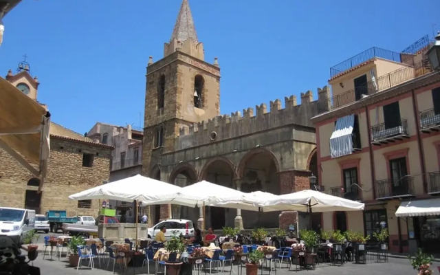 Apartment With one Bedroom in Castelbuono, With Furnished Balcony and