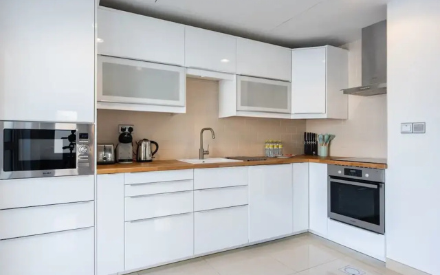 Luxurious Spacious 3-bedroom Villa With Private Pool at Springs 10