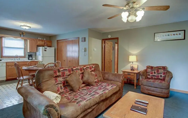 Dreamweaver 1 Bedroom 1 Bathroom Cabin