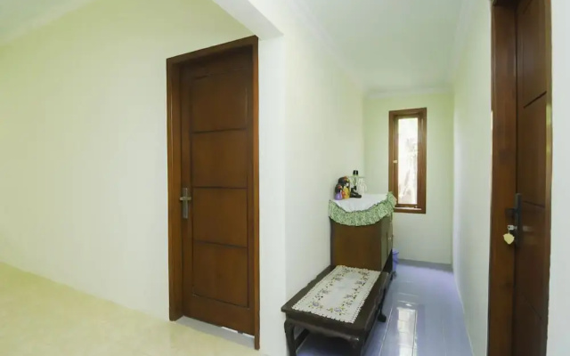 Edelweiss Residence Syariah by OYO Rooms