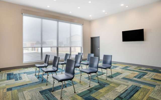 Best Western Plus Mobile Inn & Suites