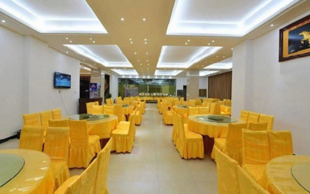 Huifeng Hotel