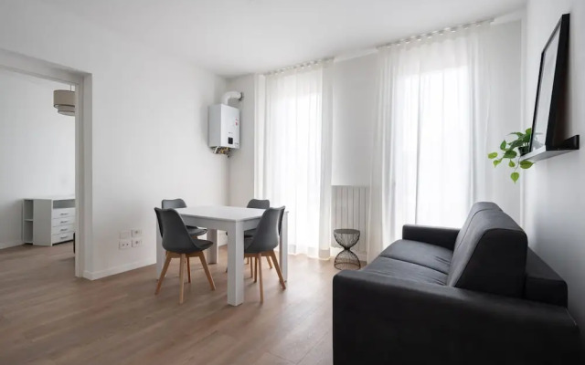 Carducci Modern Apartment 7 by Wonderful Italy