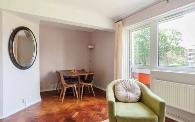 Modern 2 Bedroom Apartment in Stockwell