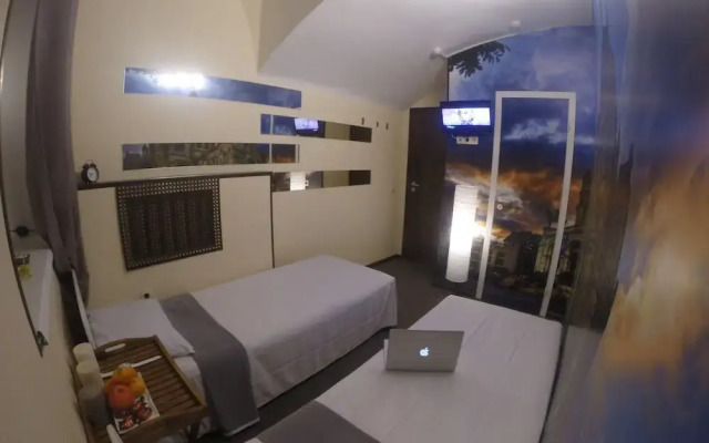 Мини-отель «Жуковского 14»