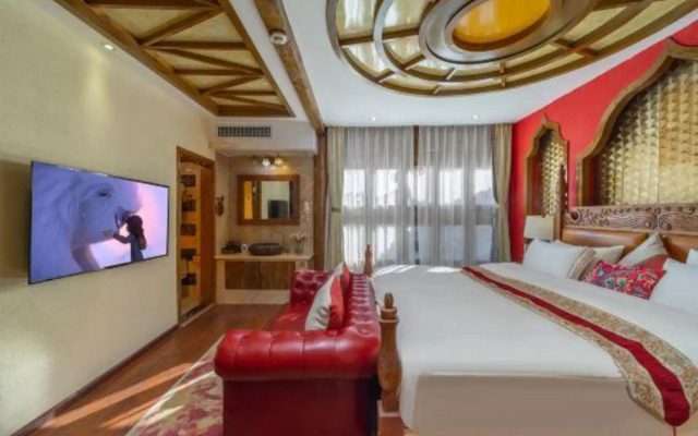 Sina Hotel Lijiang