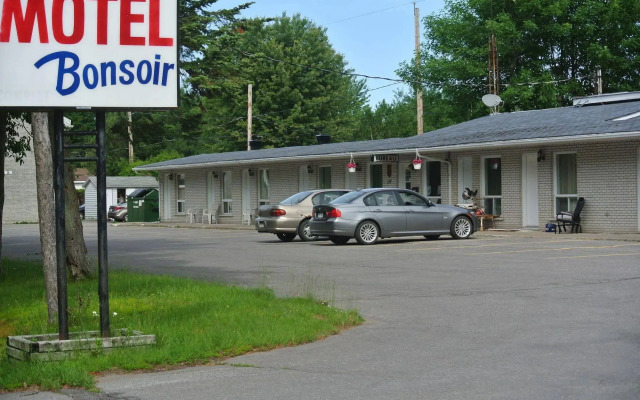 Motel Bonsoir