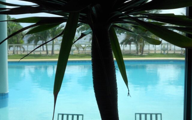 Gold View Beach Resort