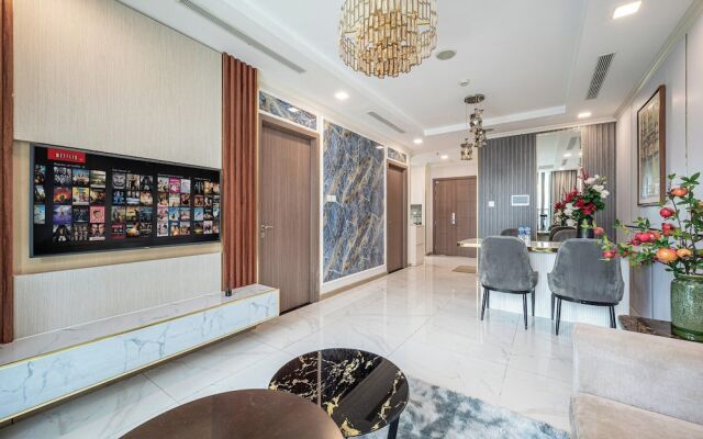 Somi Luxstay Landmark 81