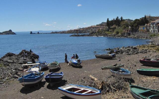 andrew's apartment - mulinia residence