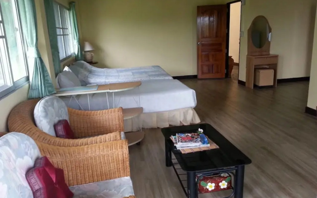 Khao Yai Wanalee Hotel & Resort