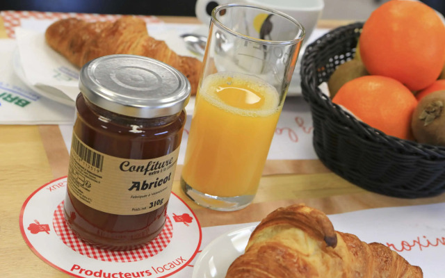 Brit Hotel Le Polder