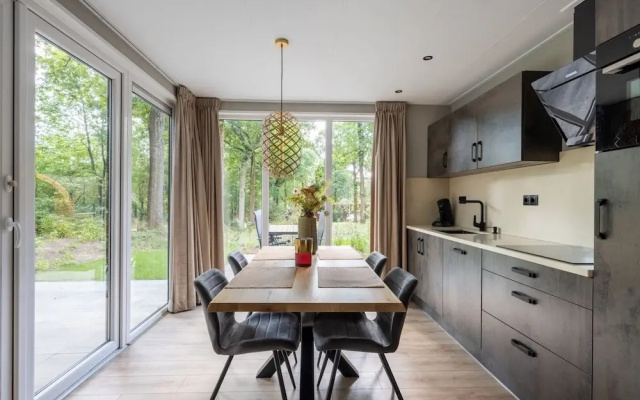 Woodland Stay With Heated Pool