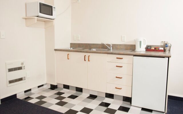 Admirals Motor Lodge