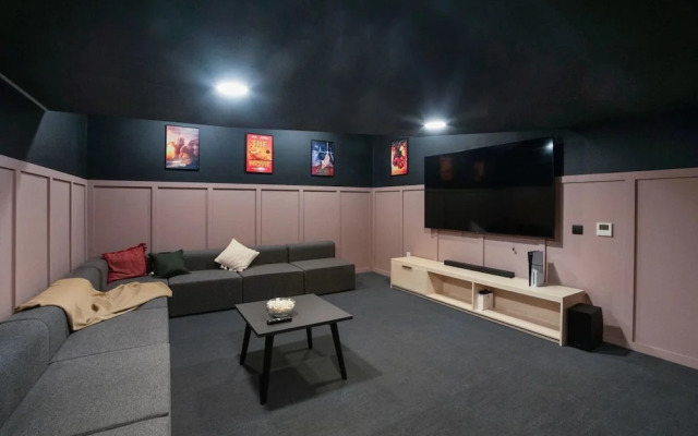 Stanley StudioS
