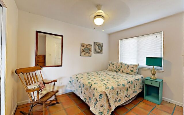 12 La Playa by RedAwning