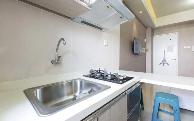 RedDoorz Apartment @ Pegangsaan Kelapa Gading