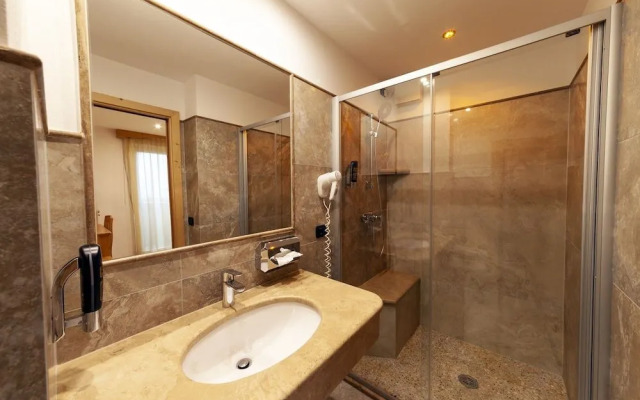 Hotel Tirol Natural Idyll