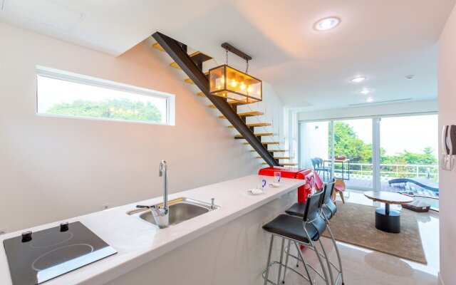 Geoje Star Marine Pool Villa Pension - V