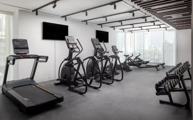 Staybridge Suites Dubai Business Bay