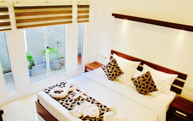 8 Plus Motels