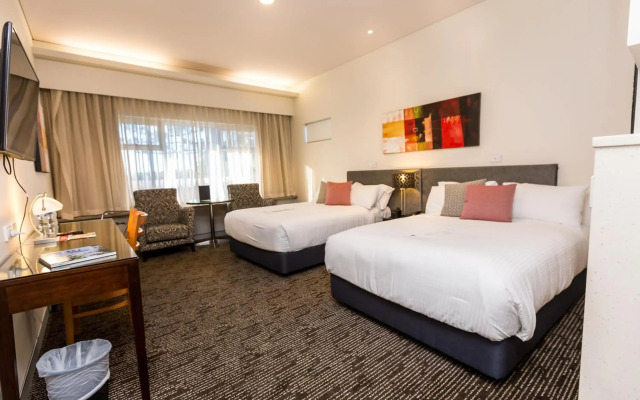 Calamvale Suites and Conference Centre