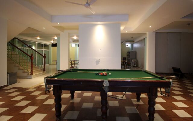 OYO 8704 Hotel Good Care