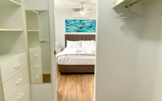 Sailfish Cove & RIVA Apartments