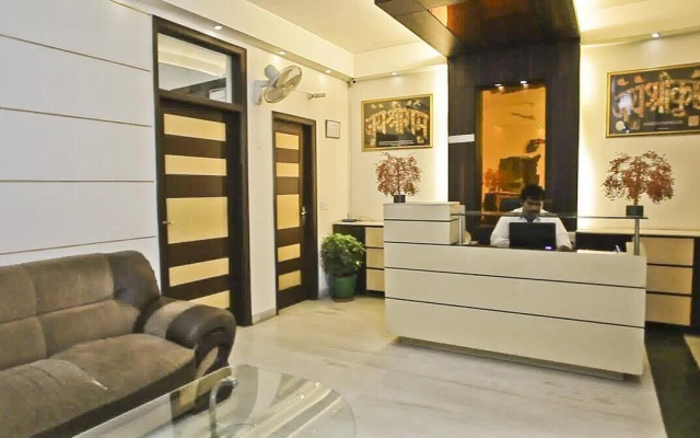 FabHotel Anand Villa