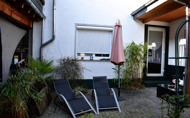 Ferienwohnung Sonnenuhr