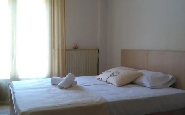 Olena House