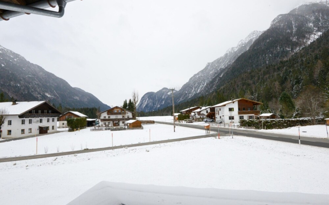 Blissful Apartment in Leutasch With Garden