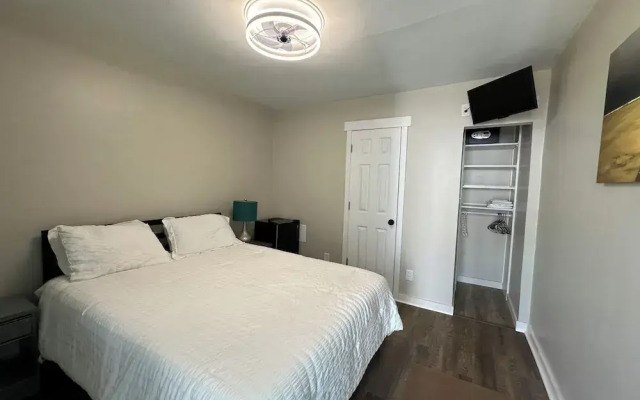 Hotel on Magnolia East