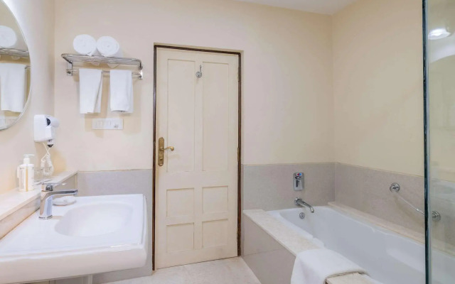 Mercure Goa Devaaya Resort