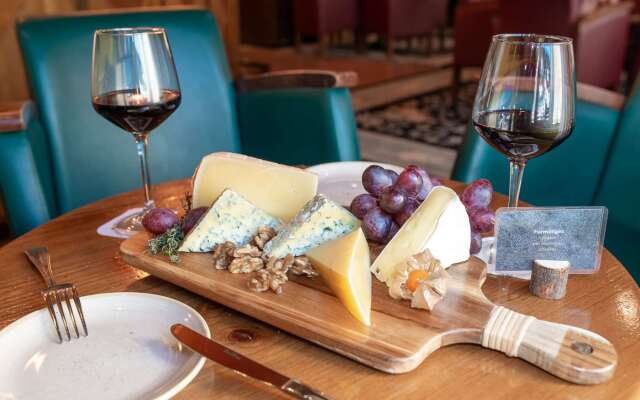 Ski Plaza Hotel & Wellness