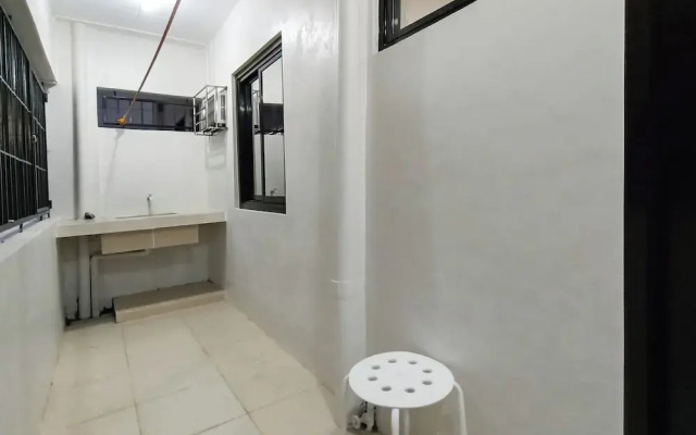 Manzil Anilao Cosy 2 Bedroom Apartment U1