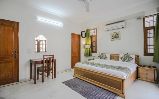 Under My Roof Green Park