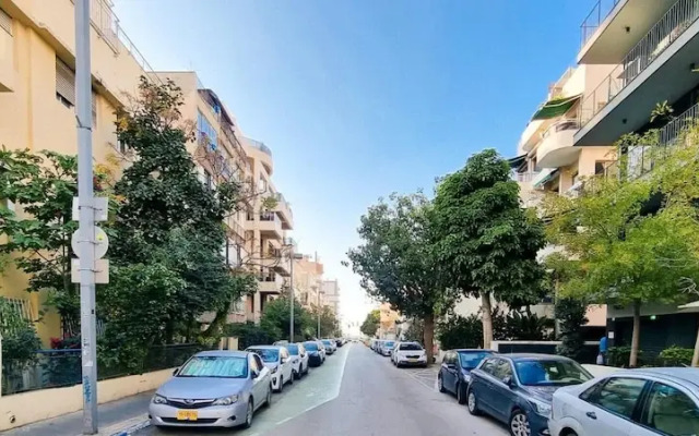 Yona Lavande in Tel Aviv-yafo