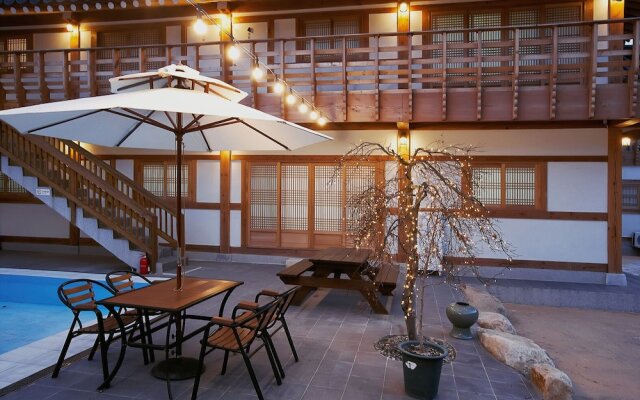 Gyeongju N Hanok Pension