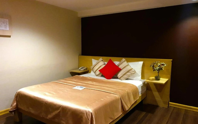 Festive Hotel Makati