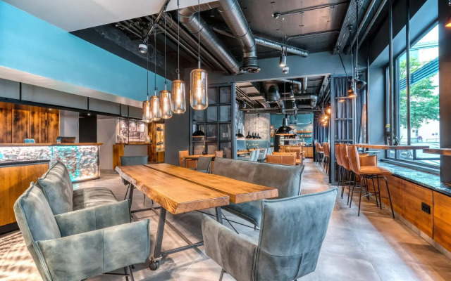 Unsölds Factory Hotel