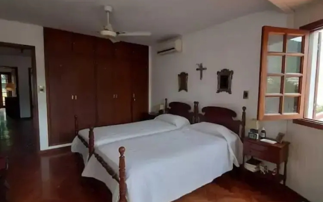 Dos Balcones