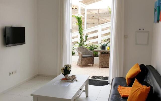 A1 APARTMENT budget at JAN THIEL Curacao