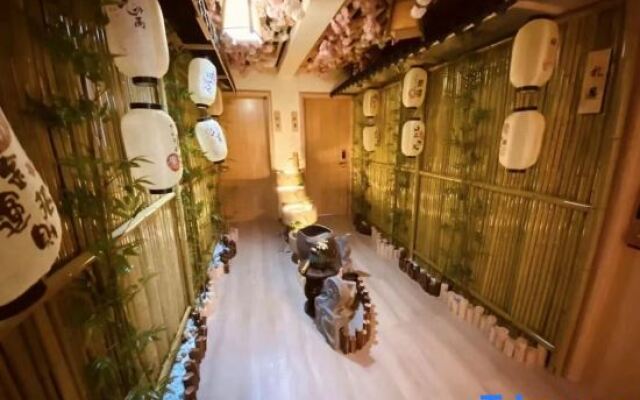 Qijian Shimengshe Hotel (IFS International Financial Center)