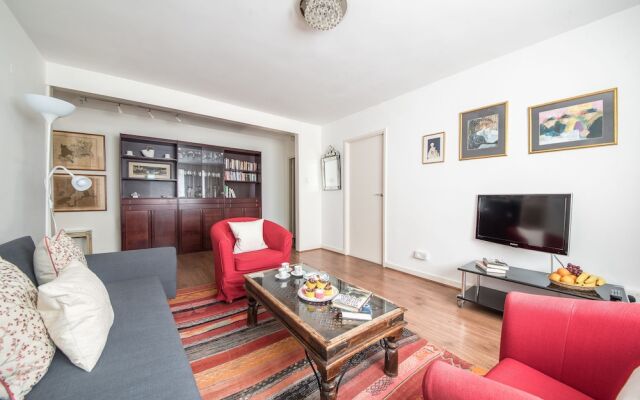 A Place Like Home - Comfortable South Kensington Apartment