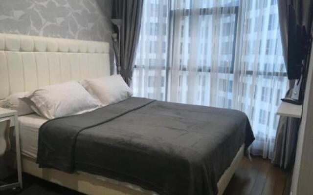 Luxury 2 BR Condo at Casa Grande Residence - Kasablanka Mall