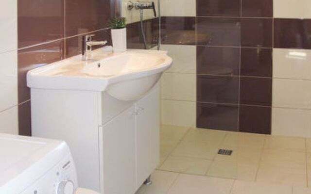 Andjelka (TGR147) 8959