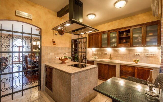 Forza Lux Guest House